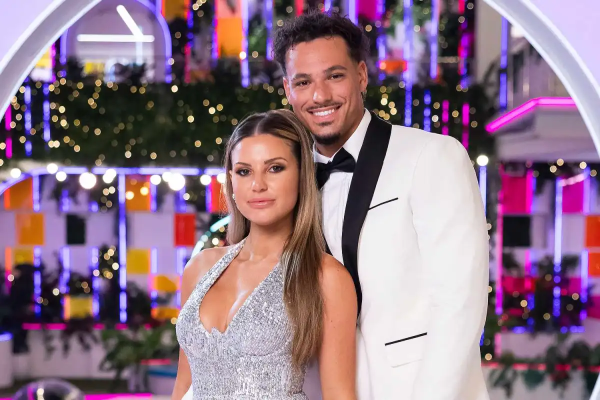 Love Island’s Nic Reveals Surprising Update on Cast Friendships - 1