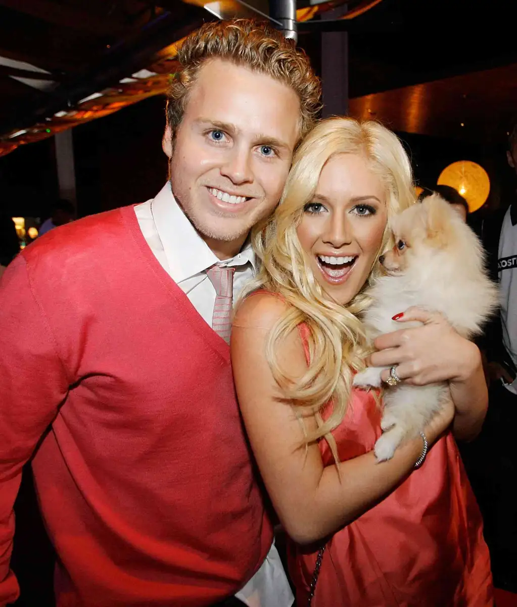 Makeup-free Heidi Montag enjoys breakfast in Montecito as husband Spencer Pratt soars in Los Angeles mayoral race - 1
