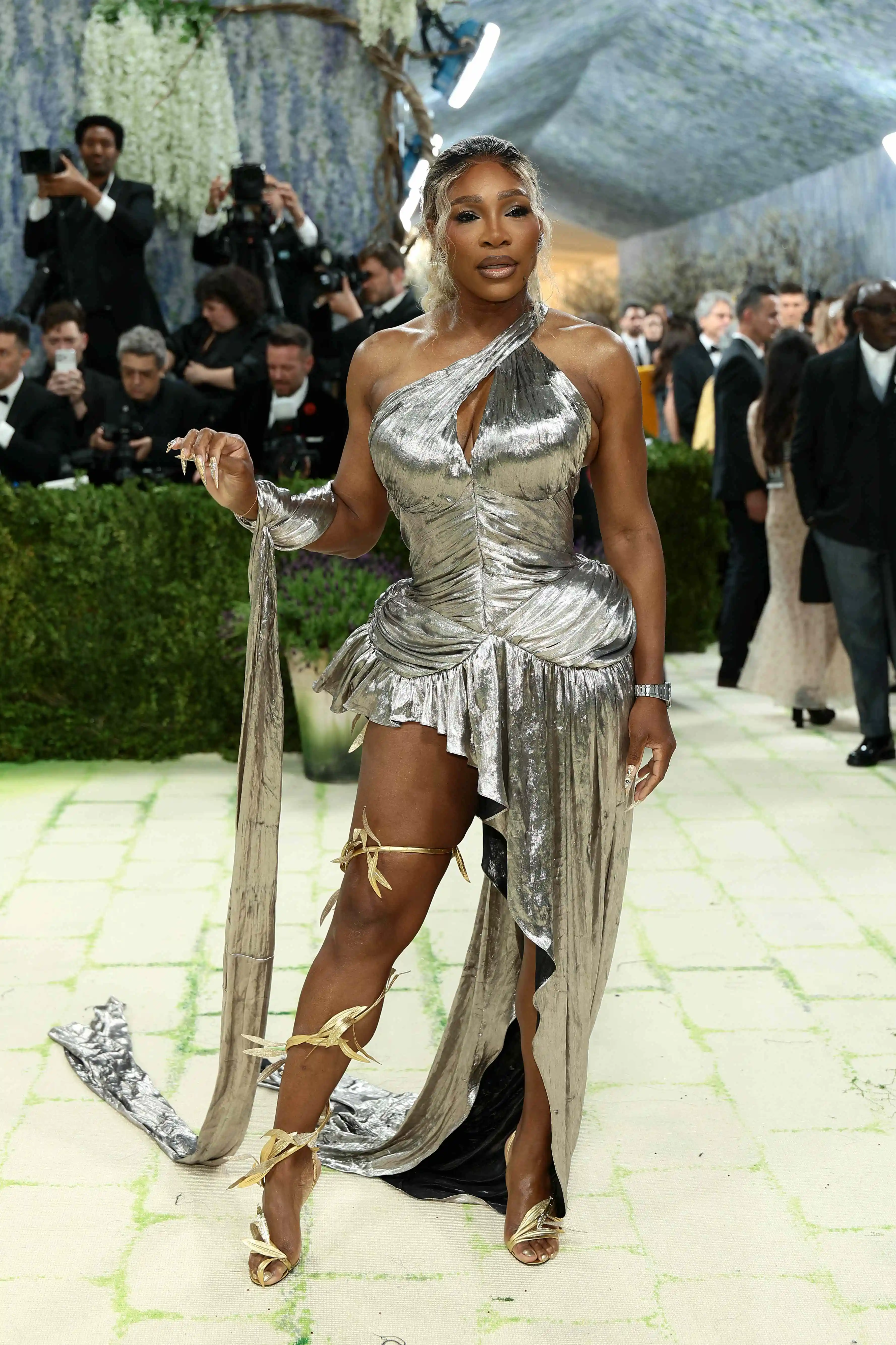 Met Gala 2026 live: stars walk the carpet on fashion’s biggest night - 1