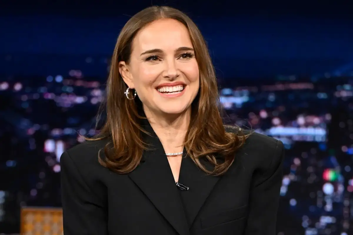 Pregnant Natalie Portman, 44, debuts her baby bump after announcing she's expecting a 'miracle' baby with French music producer Tanguy Destable - 3