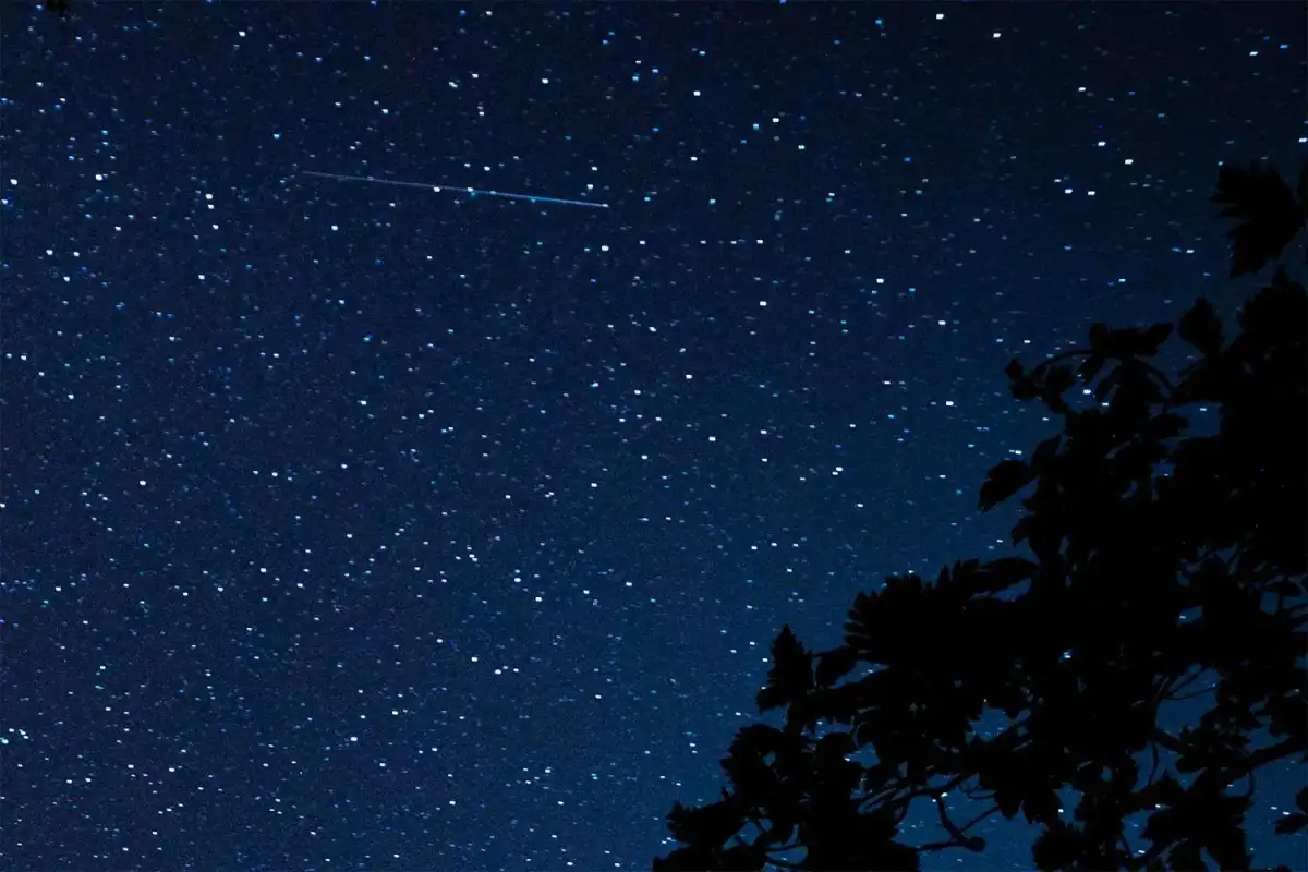 How to view the Eta Aquarids meteor shower that peaks tonight - 3