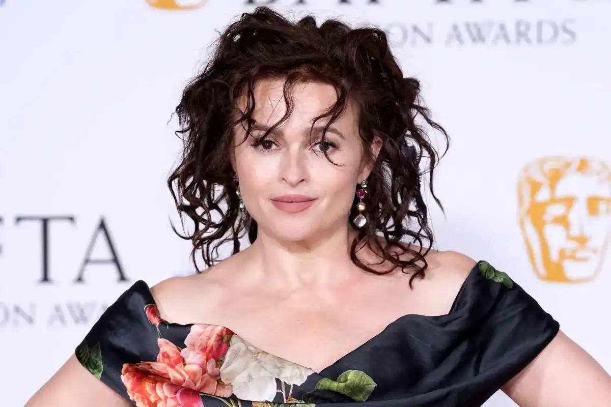 White Lotus star Steve Coogan shares details on Helena Bonham Carter's sudden exit from the HBO show as he picks up comedy TV BAFTA gong - 1