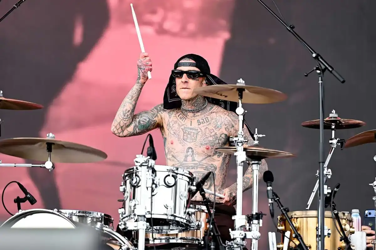 Kourtney Kardashian's husband Travis Barker to release documentary about surviving 'life-changing' airplane crash that killed four - 1