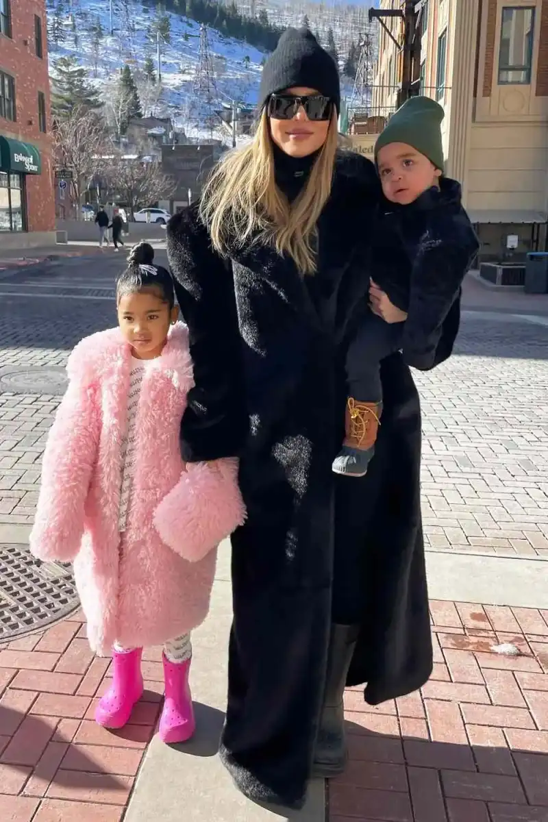 Khloe Kardashian Says Daughter True Saved Her in Emotional Message - 1