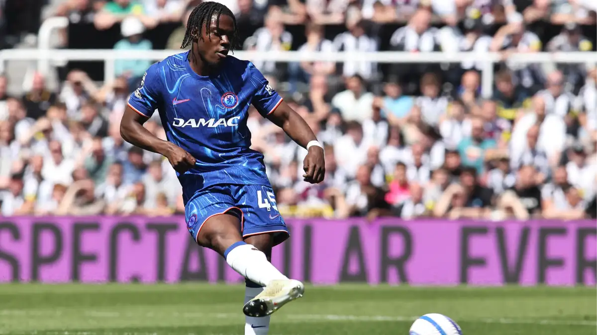 Romeo Lavia responds to accusations Chelsea stars 'downed tools' to get rid of Liam Rosenior and whether winning the FA Cup would save their season - 3