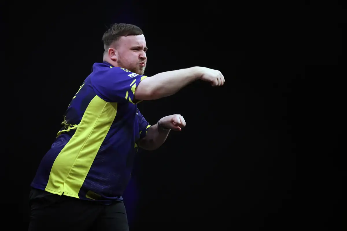 Luke Littler’s stance clear with referees told how to respond after PDC warning - 4