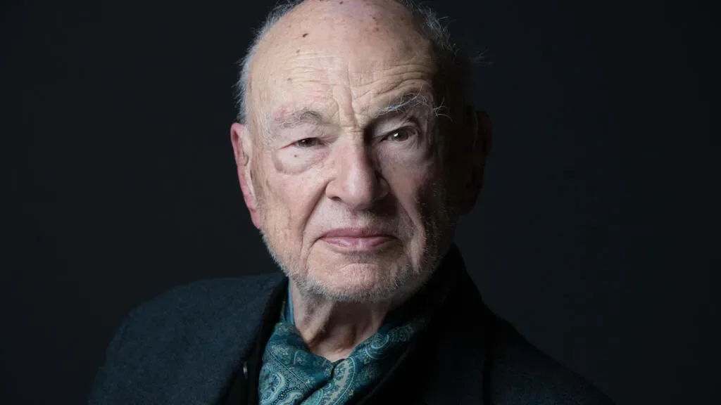 Edgar Morin, 'Grandfather' of French Intellectuals, Dies at 104 - The New York Times - 2