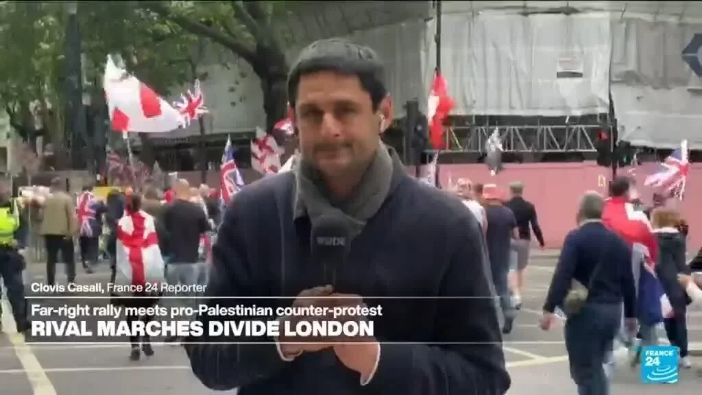 Thousands march through London in dueling far-right and pro-Palestine protests... - 1
