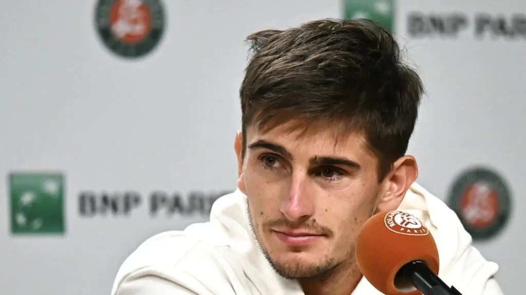 Cobolli through to French Open final after Arnaldi virus blow - 2