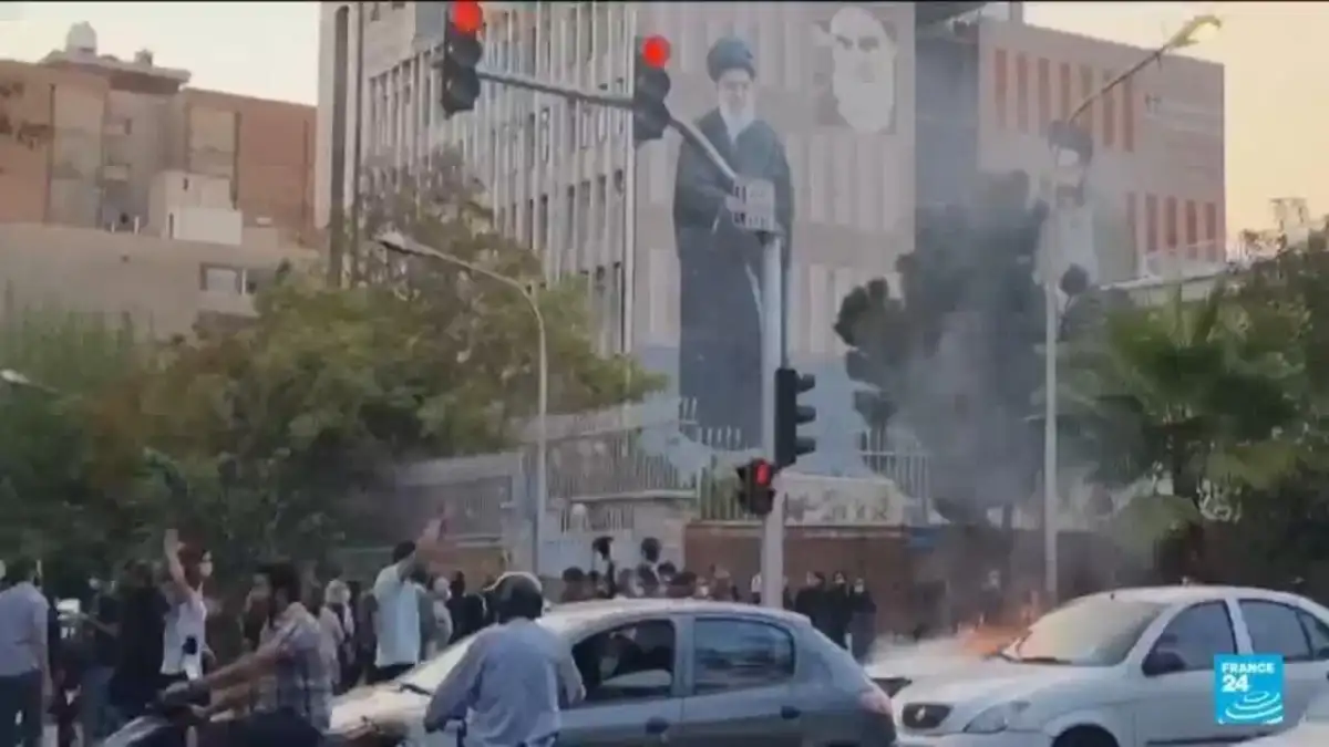 US-Iran tensions Live Updates: Trump extends deadline for Iran nuclear deal to 10–15 days - Mint - 1