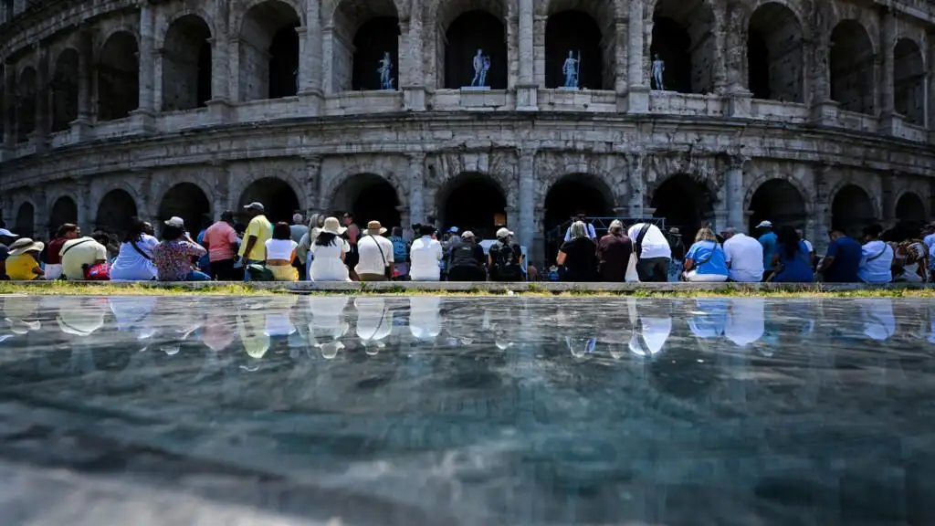 Italy on red alert as France, Portugal beat hottest May day record - 3