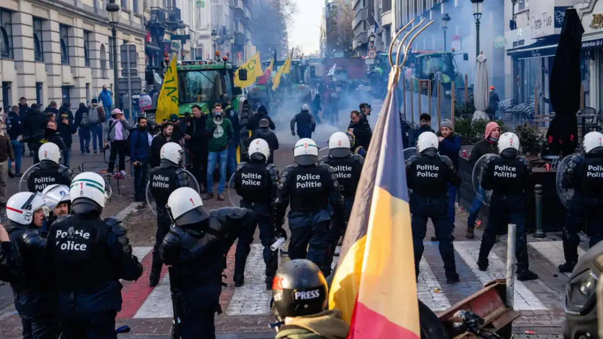 EU leaders to clash over ‘Buy European’ push at Belgium summit - 3