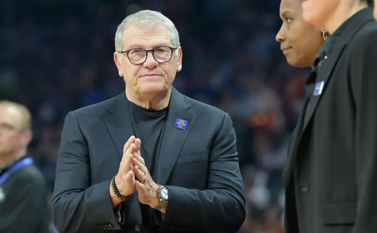 Geno apologizes to South Carolina for outburst - 2