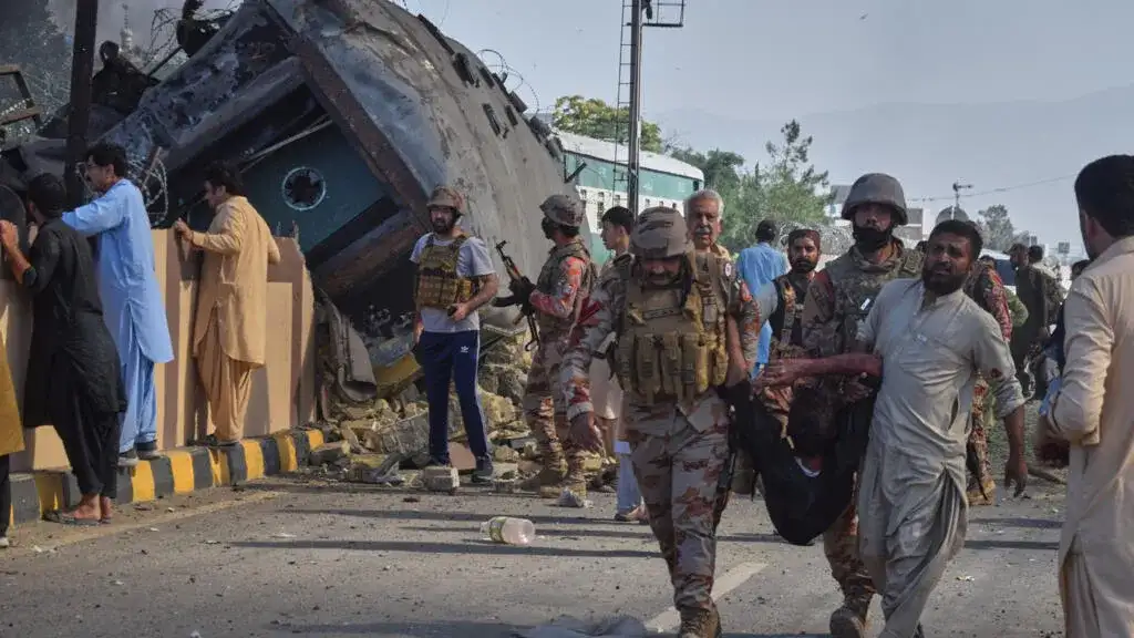 Pakistan urges UN to make mediation first line of defence against conflicts amid ME crisis - 4