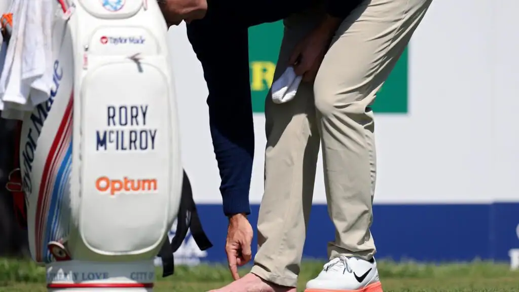 Blister worry hits McIlroy as PGA start looms at Aronimink - 1