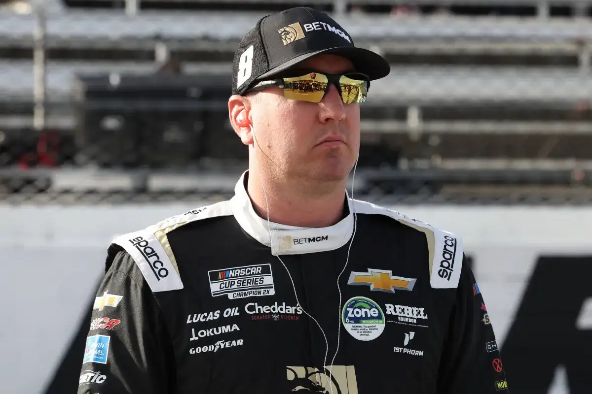 Kyle Busch sends Hamlin chilling threat, NASCAR wife is 'America's Most Beautiful' &amp; 1st black female wrecked - 2