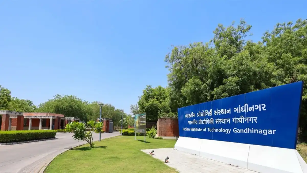 Gujarat to set up ₹190-cr semiconductor training hub at IIT Gandhinagar, targets 10,000 professionals in 5 yrs - 3