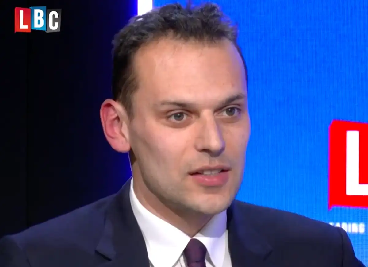 Labour think tank commissioned firm to investigate journalists, BBC understands - 3