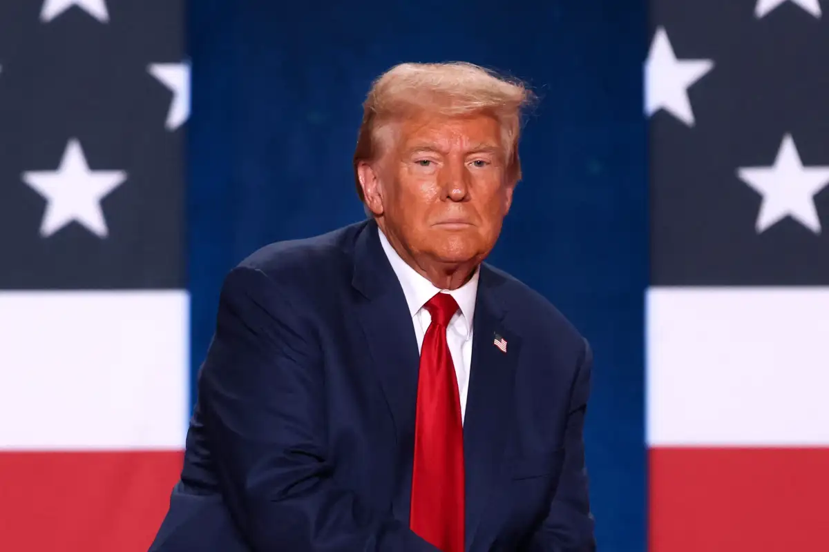 Grandmother tells Trump critics to 'get off the man's back' during White House Black History Month event - 4