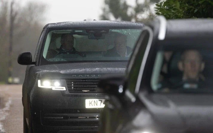 Andrew Mountbatten-Windsor arrested on suspicion of misconduct in public office – live - 3