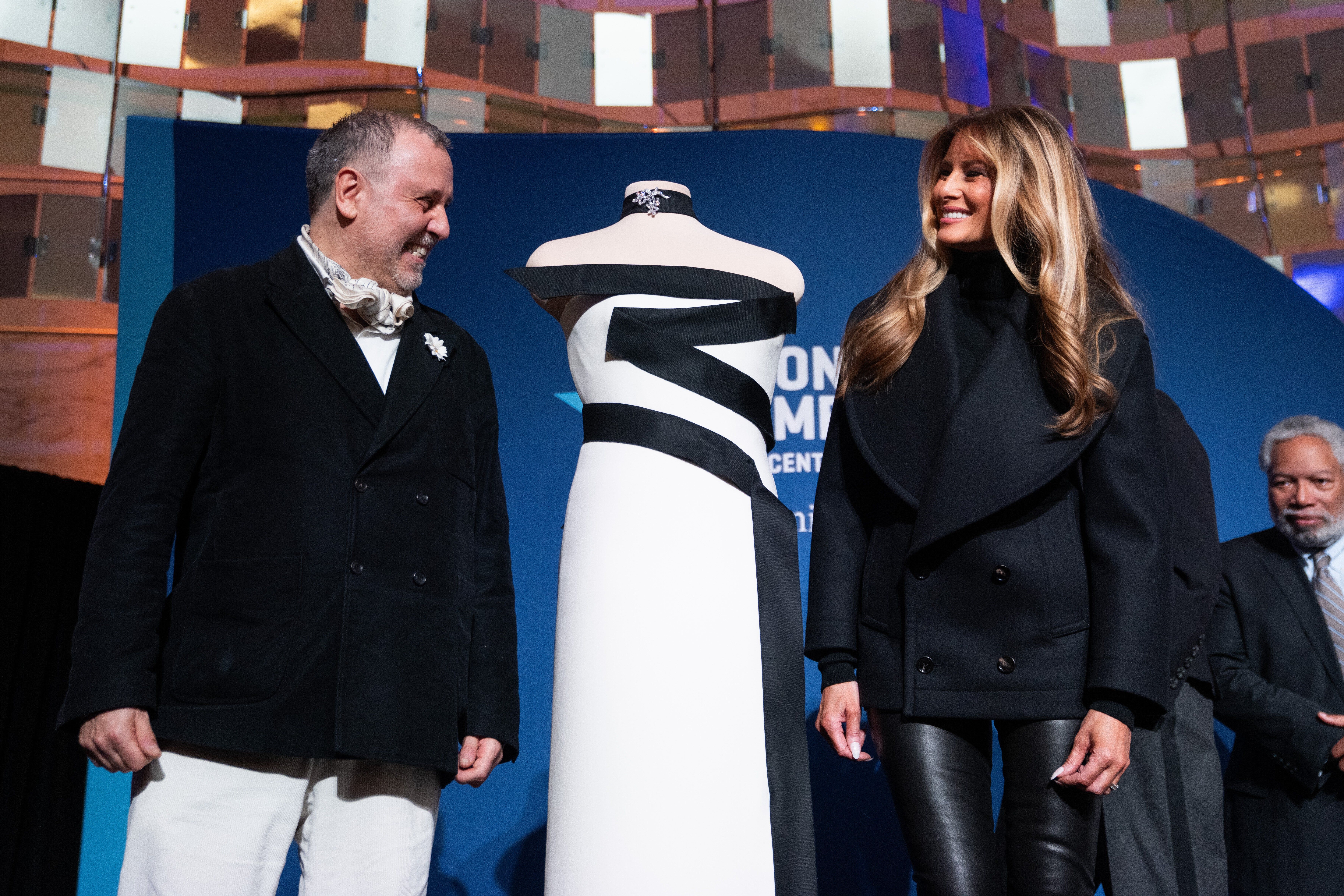 Melania Trump Presents Her 2025 Inaugural Gown to the Smithsonian - 1