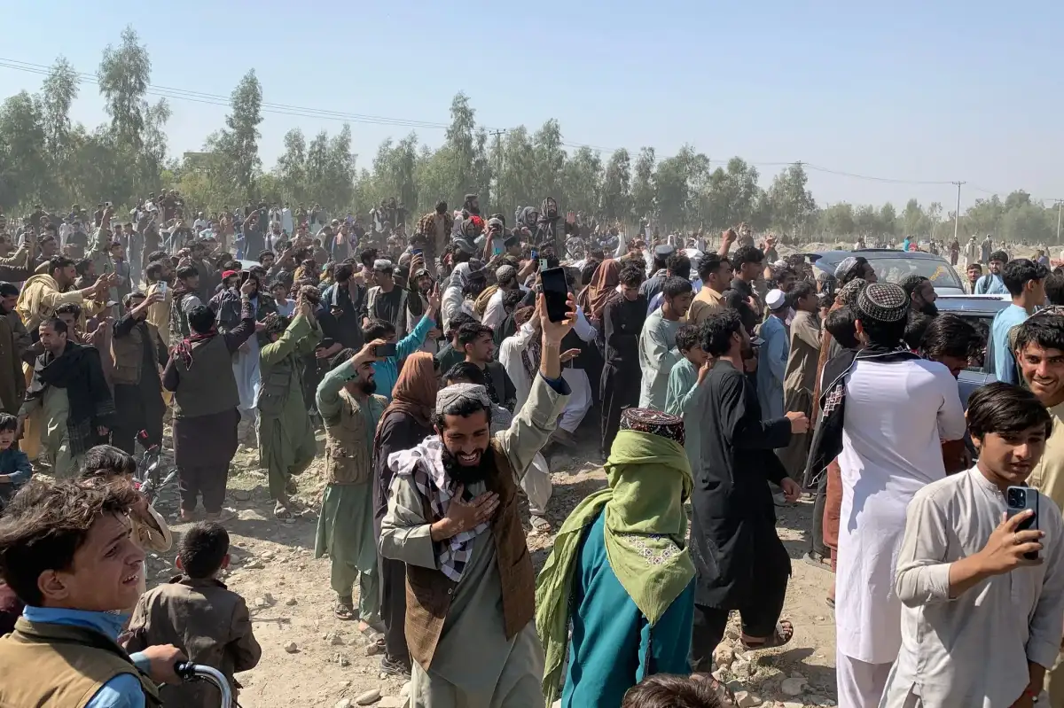 US says it supports Pakistan's right to defend itself amid renewed conflict with Afghanistan - 1