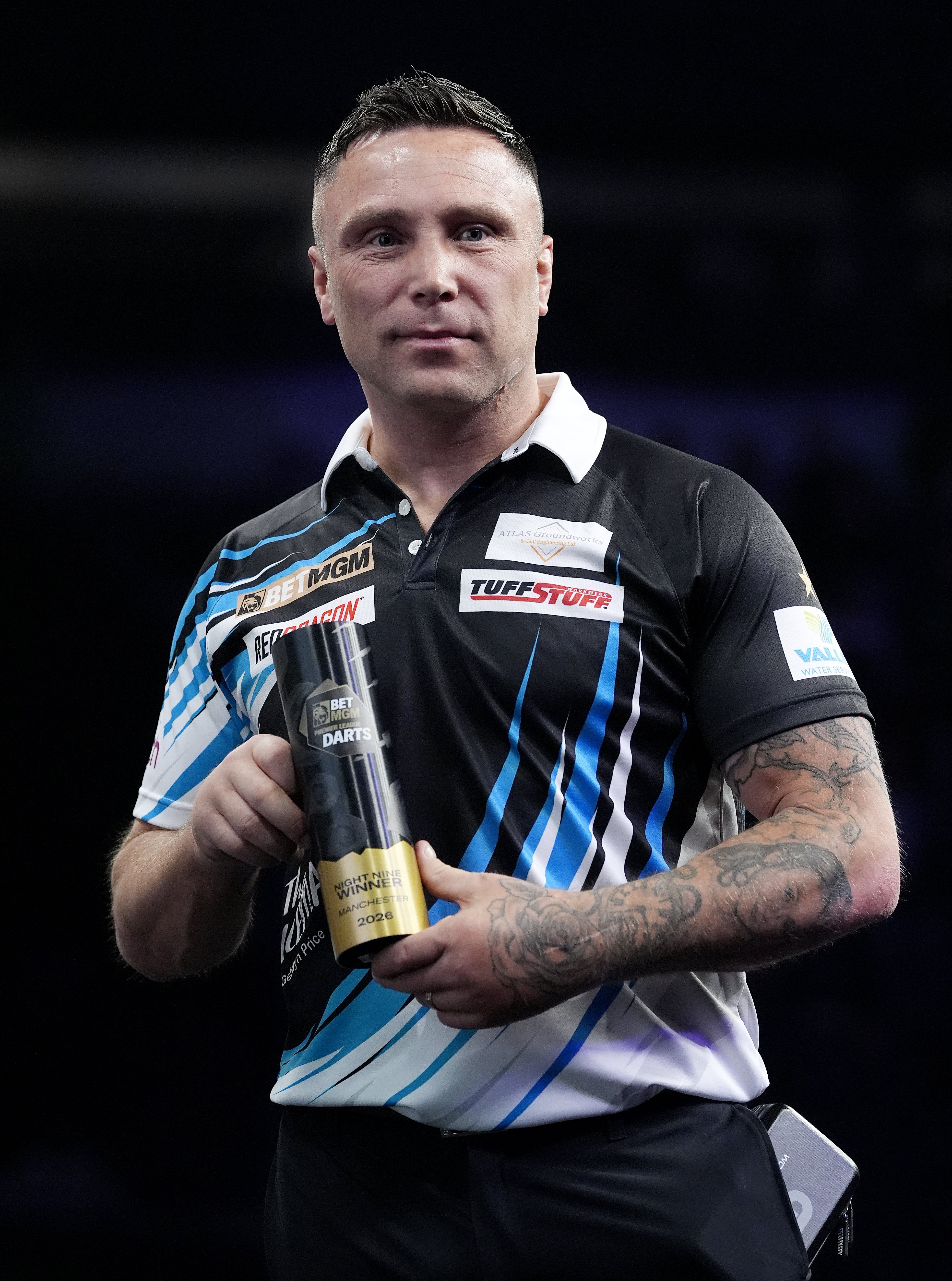 'Littler was out of order' - Van Veen seething after fiery clash in Manchester - 3