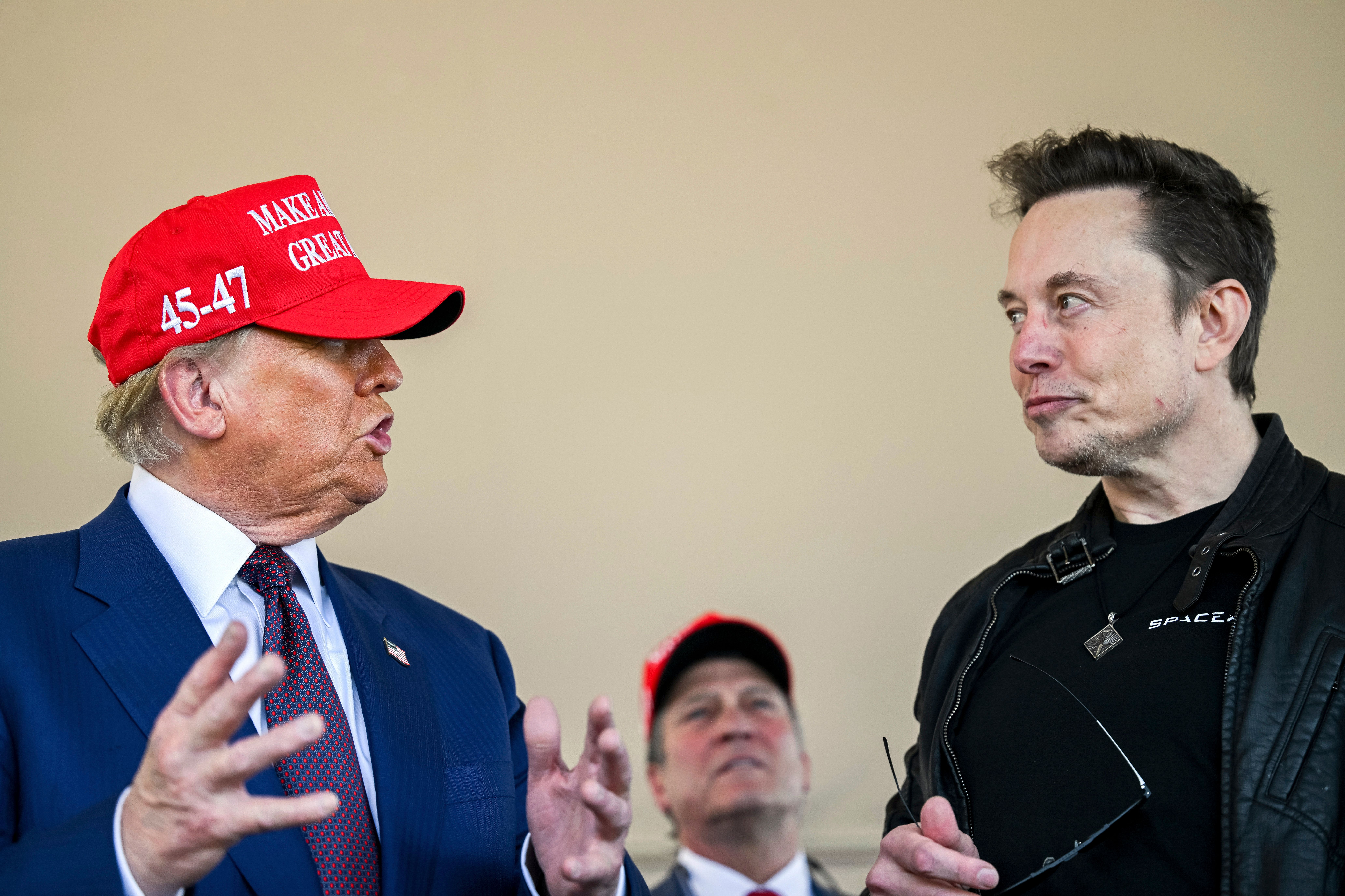 The Awe of a Moon Launch in an Age of Trump, Turmoil and Tribal Divisions - 4