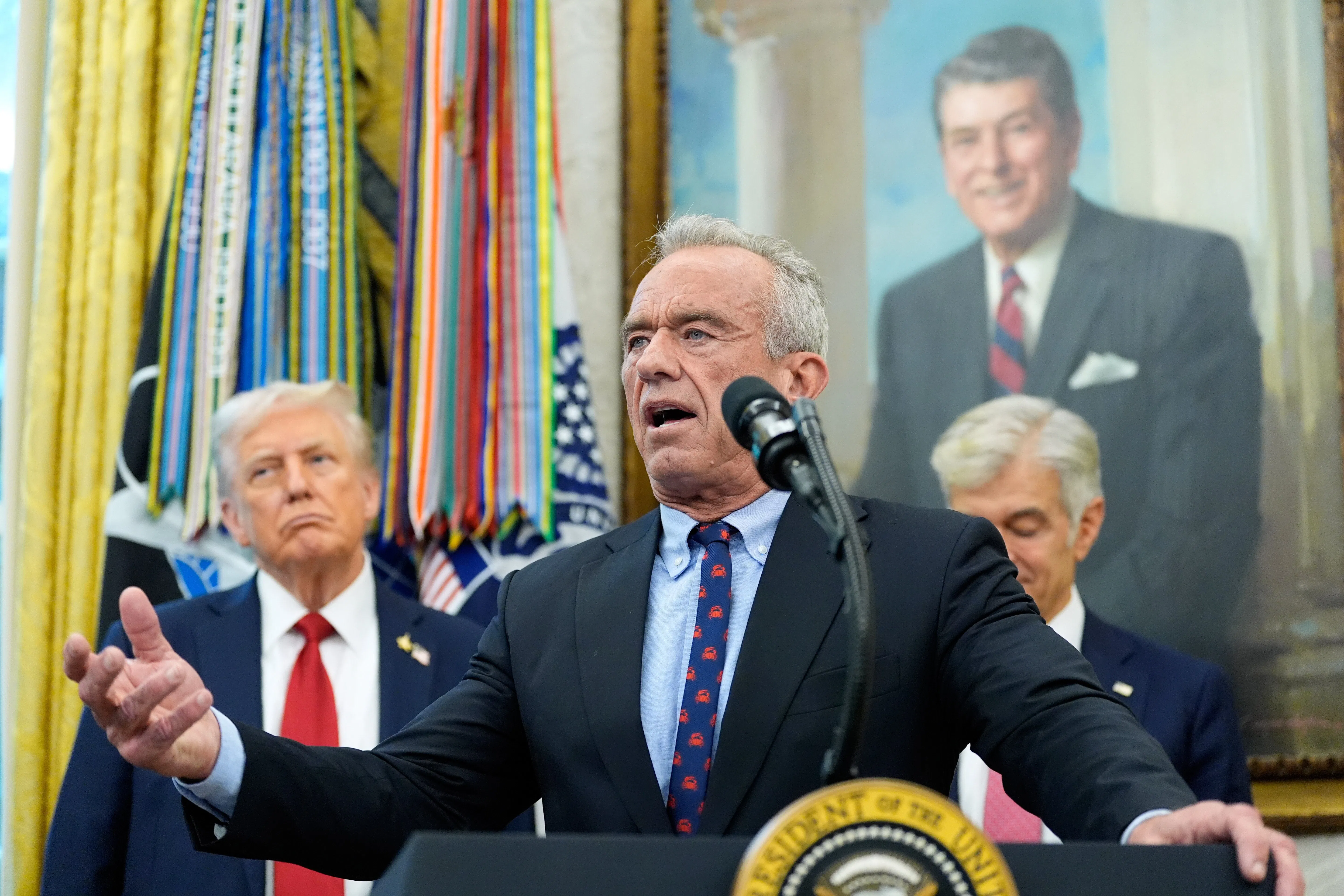 RFK Jr. Allies Target States to Overturn Vaccine Mandates for Schools - 3