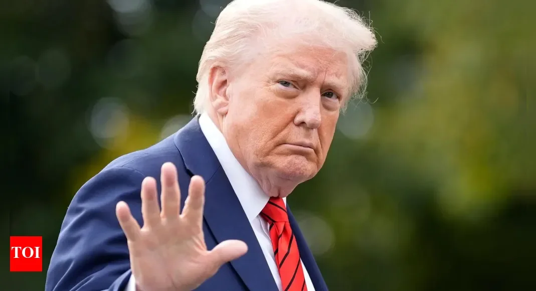 Trump health report says heart resembles someone 14 years younger, physician declares him fit for office - Moneycontrol.com - 1