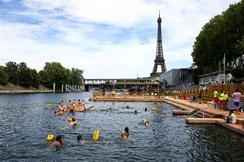 Global travel industry under pressure... MORE - 4