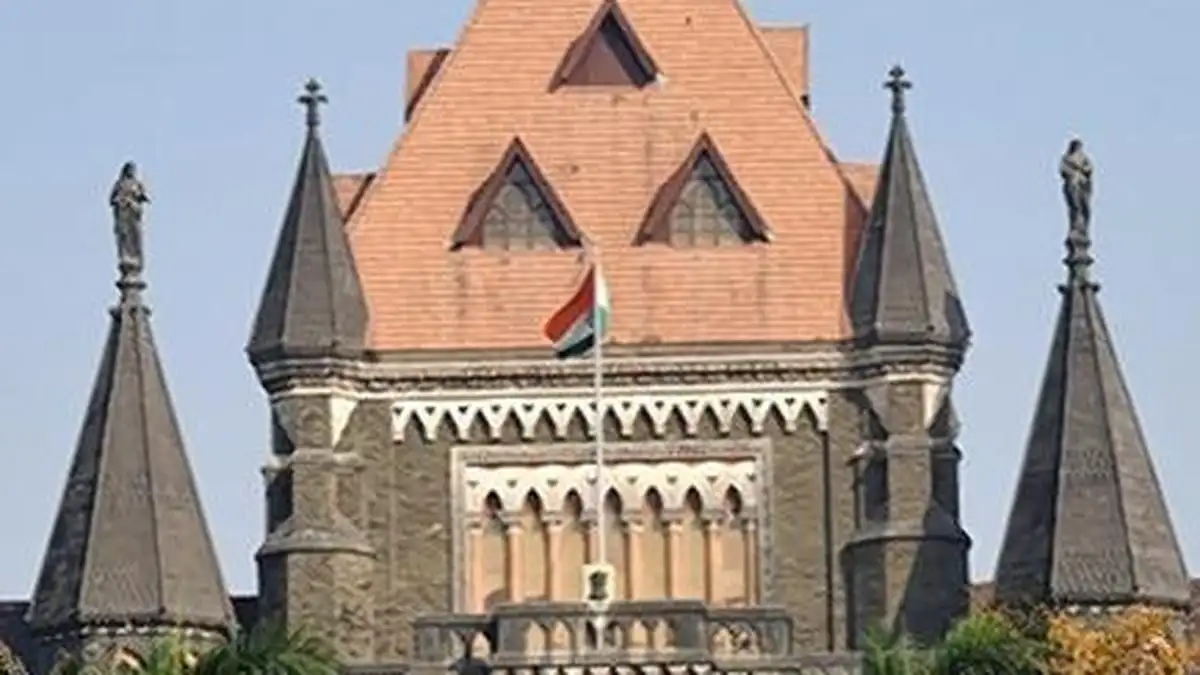 Maternity leave is not a break in service, cannot attract bond penalty: Bombay HC - 1