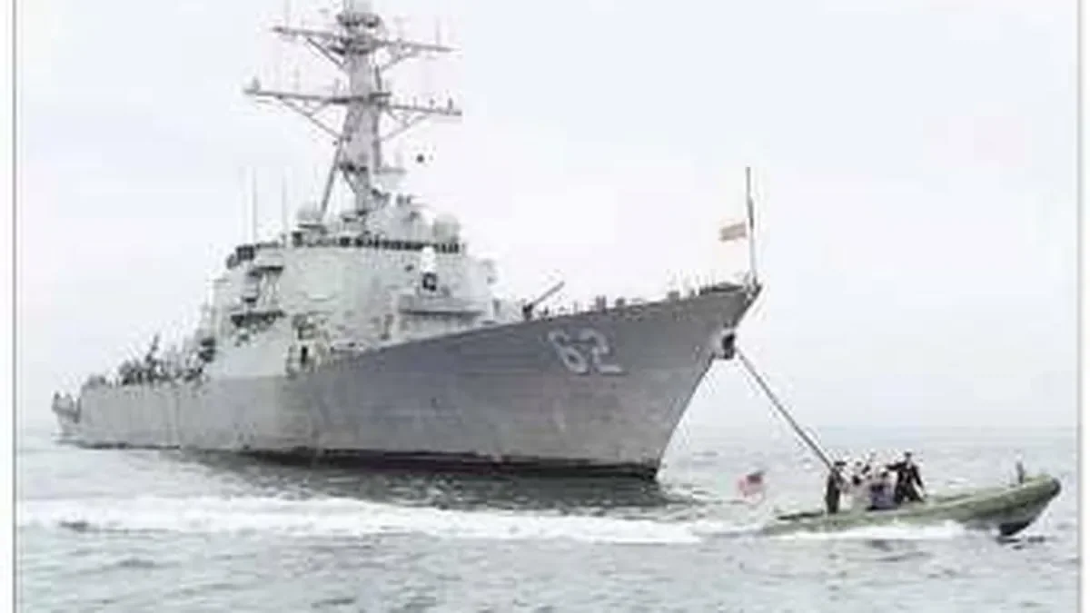 Iran Claims Strike on US Command Ship in Gulf of Oman — Escalation or Propaganda? - 3