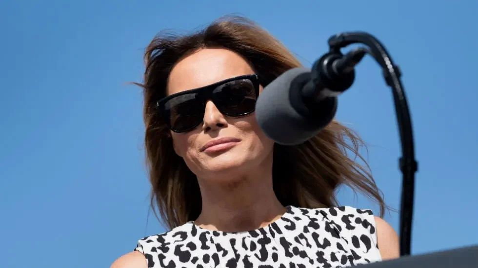 CNN Drops Disastrous Melania Poll News... - 1