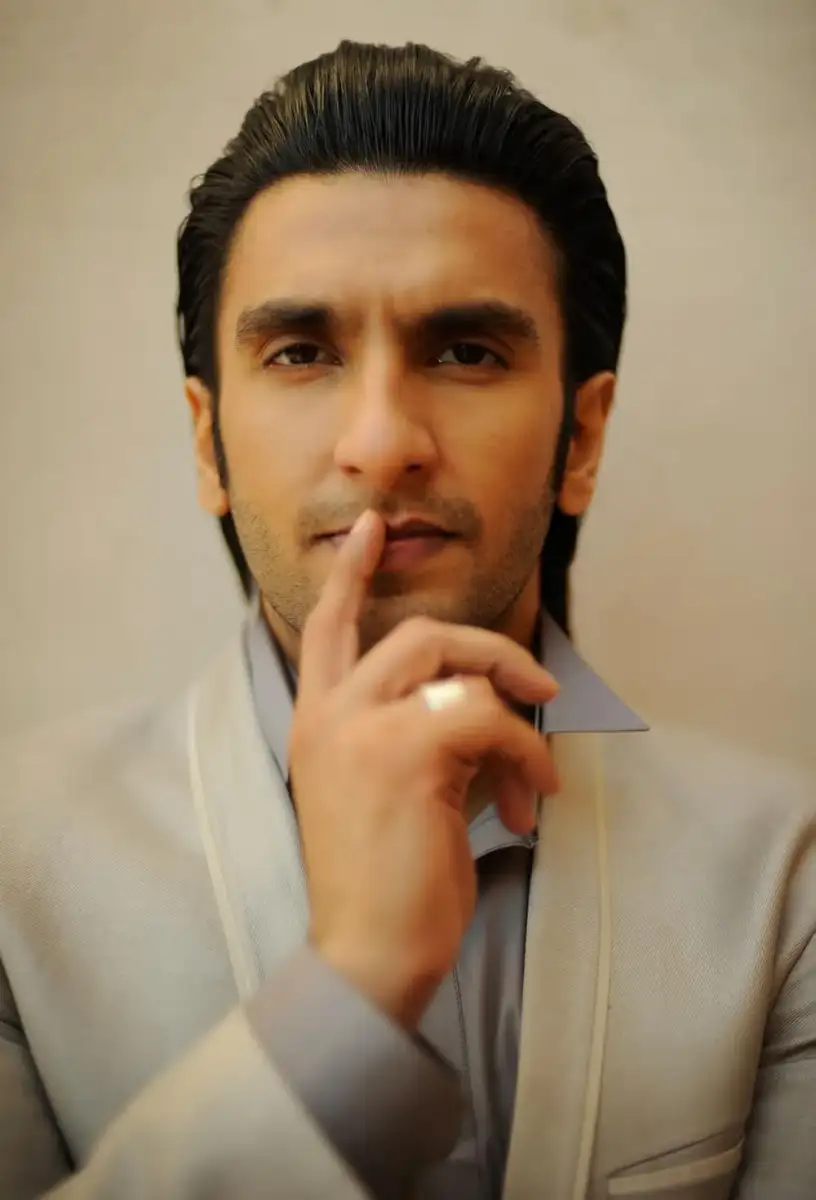Ranveer Singh Takes Daughter Dua to First Live Musical Show - 1