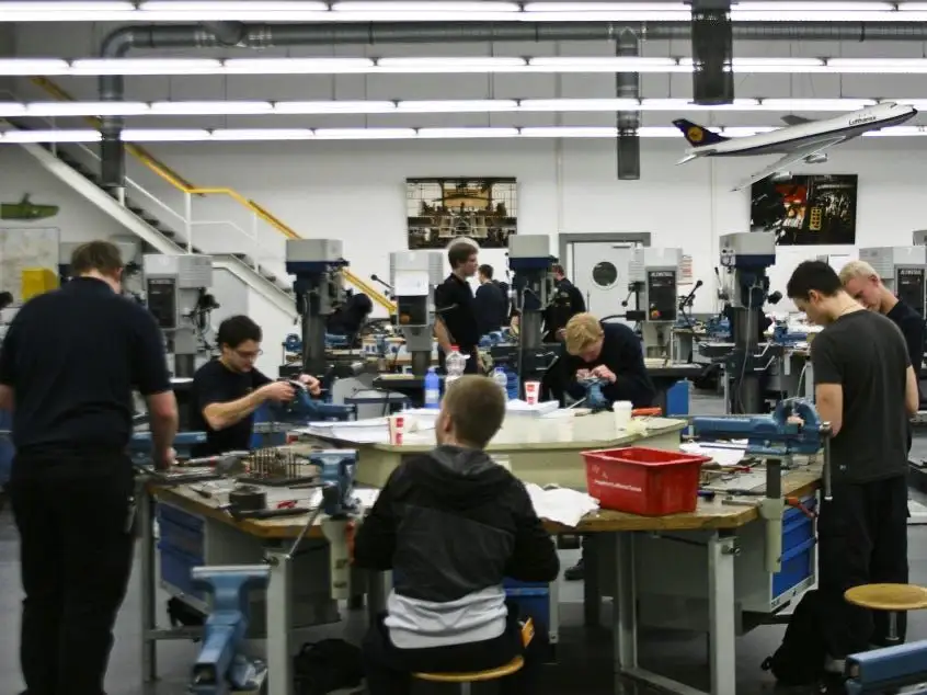 Minister Vivek Venkatswamy explores German skill training model - 4