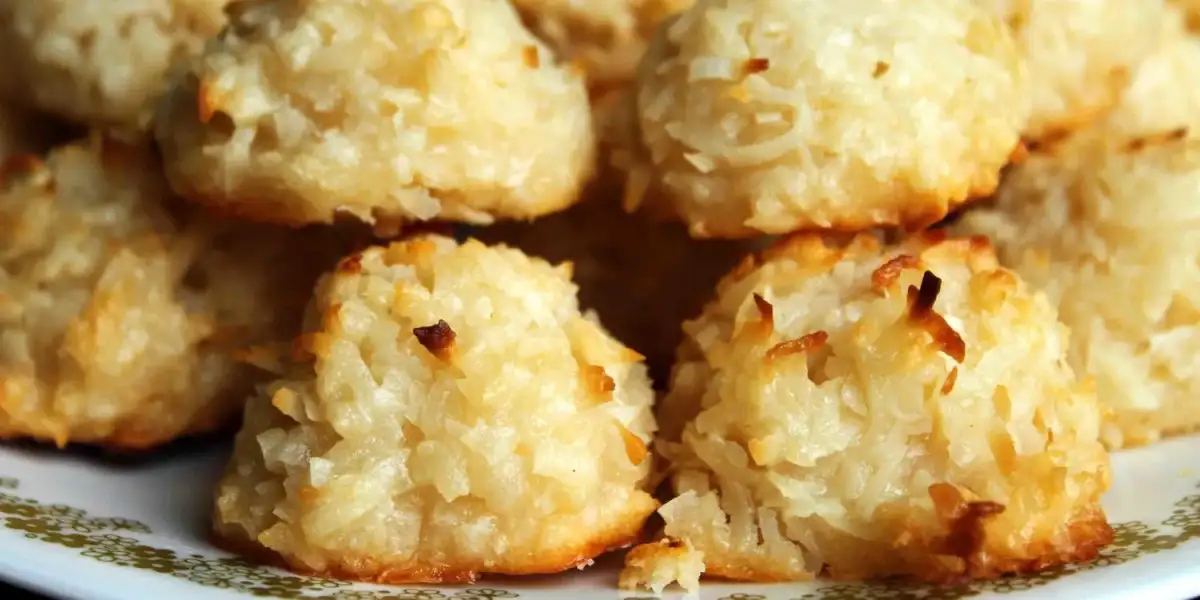 Black Sesame and Ginger Coconut Macaroons - 1