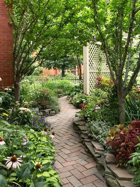 Front garden ideas: 8 inspiring ways to create a welcoming entrance – including pretty climbers - 2