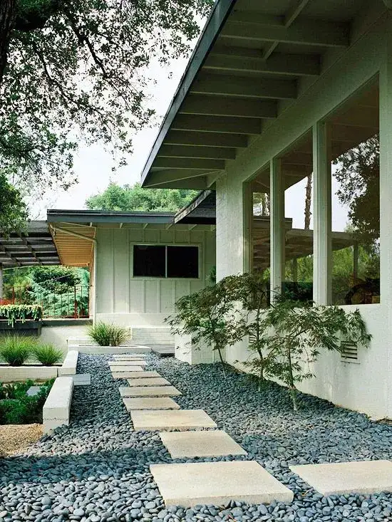 Front garden ideas: 8 inspiring ways to create a welcoming entrance – including pretty climbers - 1