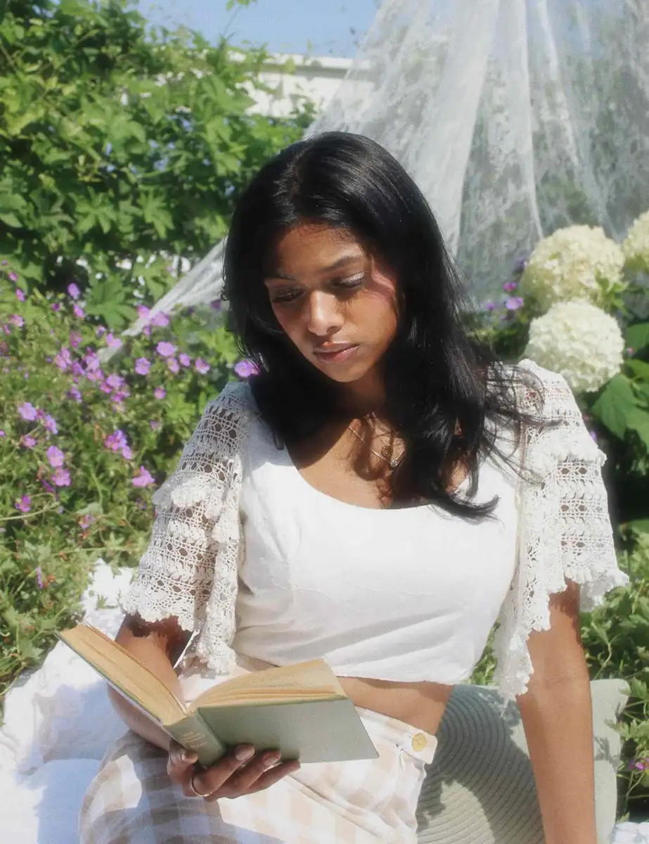 ‘Not just smut’: The rise of the romance book club - 3