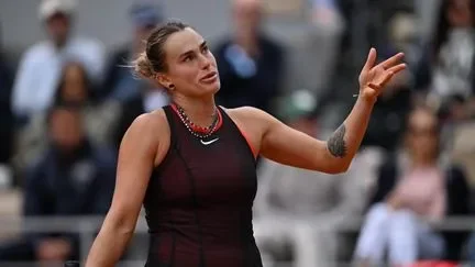 Sabalenka knocked out of French Open quarters in huge shock - 1