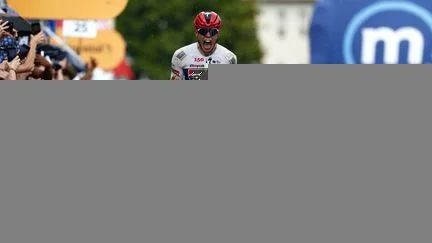 Magnier snatches stage 18 bunch sprint to seal hat-trick of Giro d’Italia wins - 2