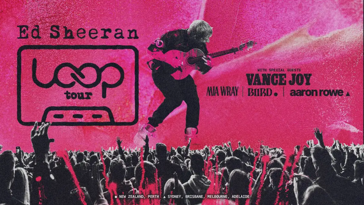 Blockbuster in busker style: Ed Sheeran opens Australian run with swagger and pyrotechnics - 2