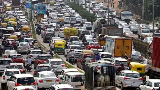 Double-decker cuts time for ORR commuters, hits Aurobindo Marg traffic - 1