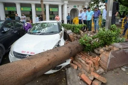 Delhi-NCR weather today (April 3): Dust storms, strong winds sweep capital, Noida as IMD warns of rain and thunderstorms, sounds yellow alert for weekend - 4