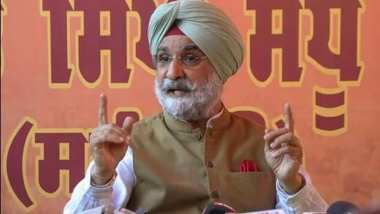 Ex-diplomat Taranjit Singh Sandhu sworn in as Delhi L-G - 4