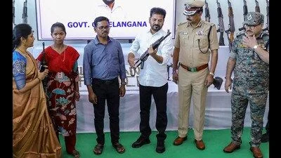130 Maoists surrender before Telangana Chief Minister in Hyderabad - 2