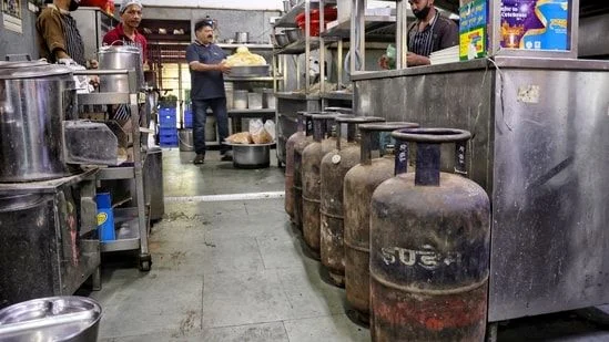 LPG crisis: Priority supply to hospitals, hostels and residential schools, says Karnataka Minister - 2