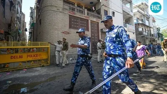 Uttam Nagar Holi clash: Delhi HC stays MCD demolition for a week - 3