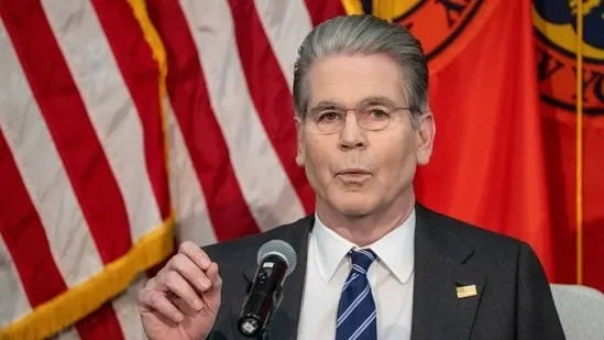 Scott Bessent's Tax Withholding Hack For Bigger Paychecks Could Backfire — Experts Warn Of Costly Mistakes - 1